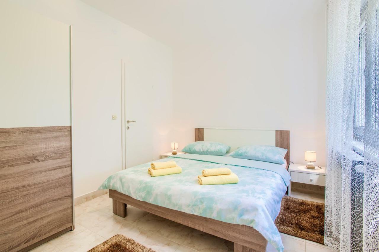 Apartman Paola Pula Exterior photo