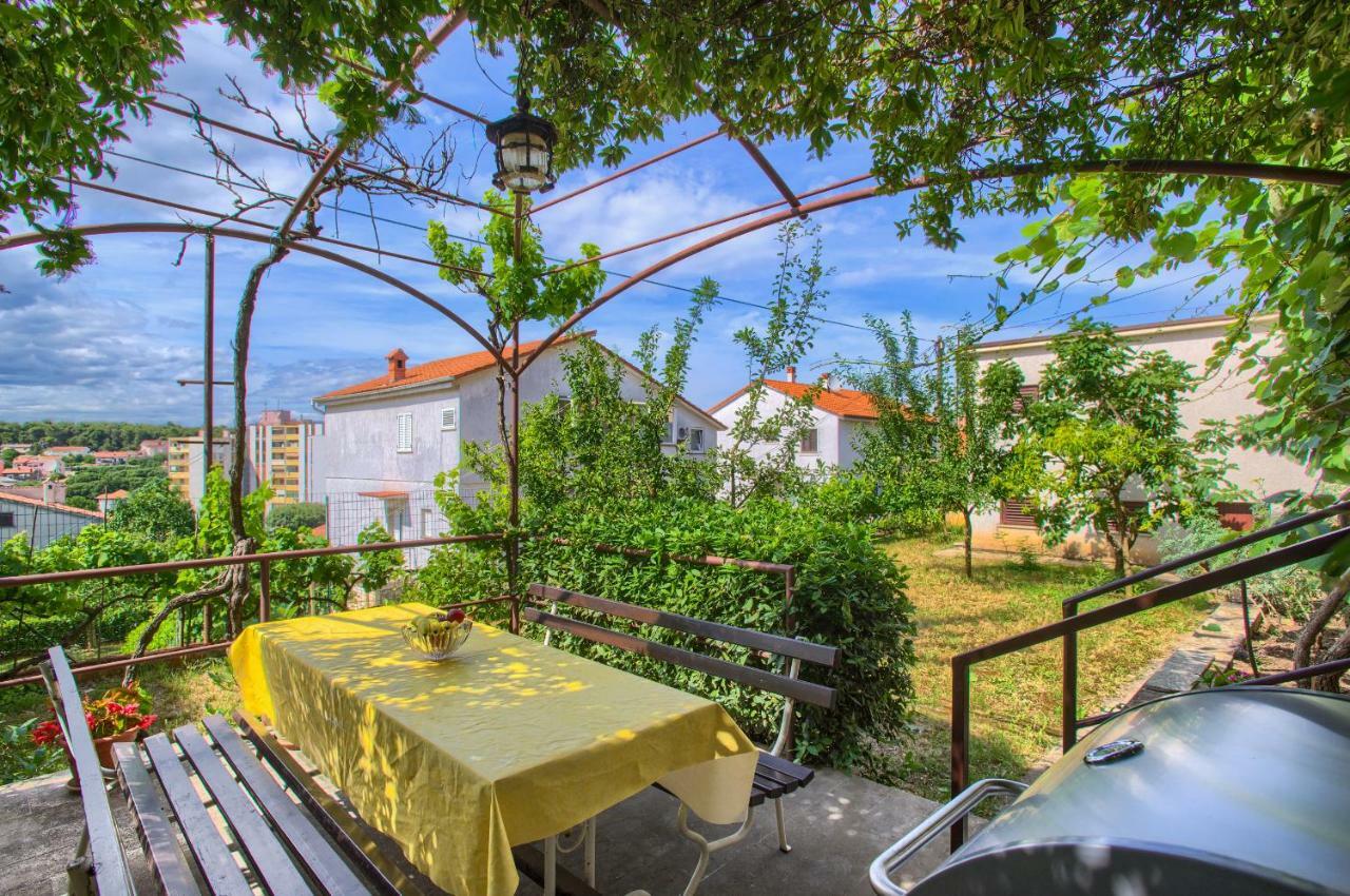 Apartman Paola Pula Exterior photo