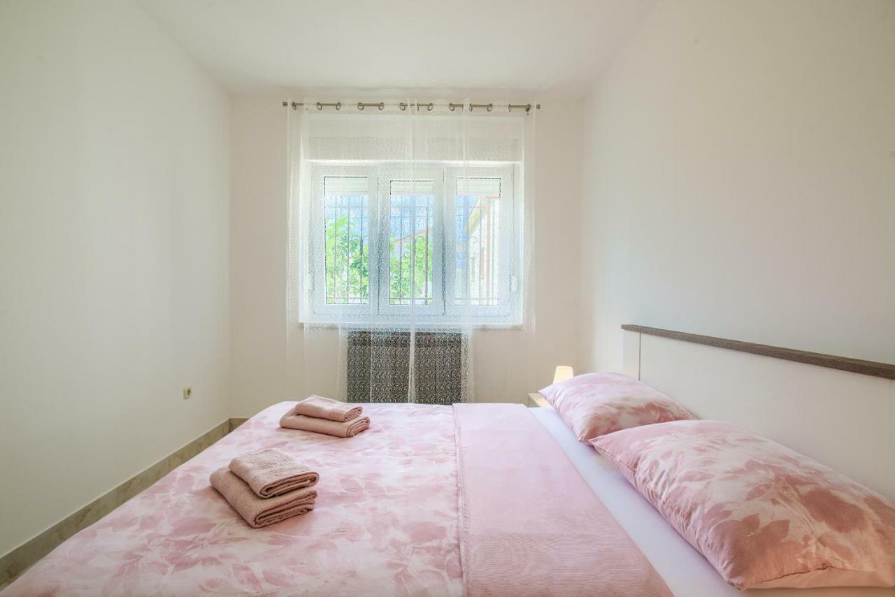 Apartman Paola Pula Exterior photo